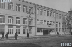 Szkoła Nauk Politycznych przy ulicy Wawelskiej w Warszawie