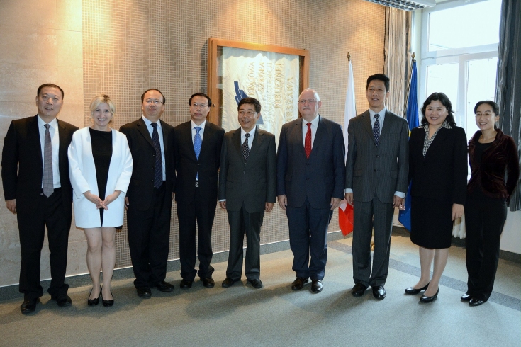 Zdjęcie grupowe delegacji chińskiej z przedstawicielami KSAP