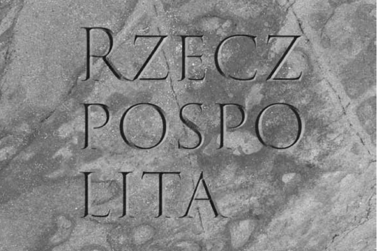Tekst "Rzeczpospolita" wyryty w kamieniu